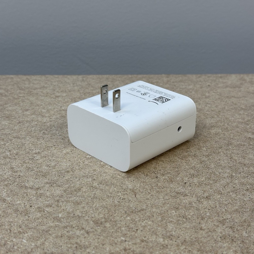 Amazon Echo Flex Plug-in Smart Speaker C77A68 White