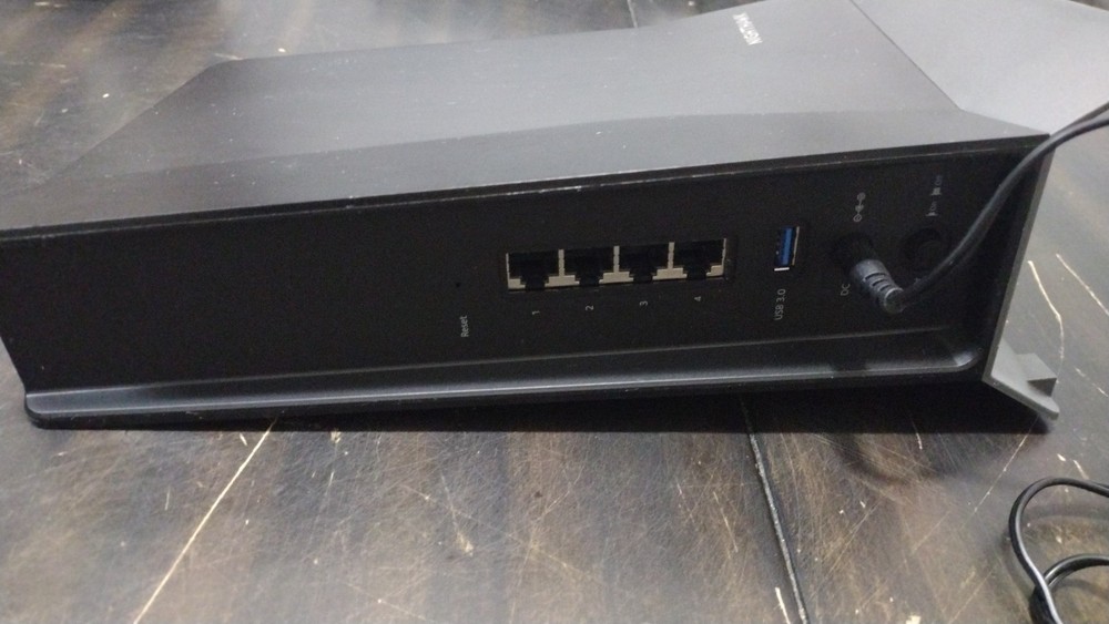 Netgear Nighthawk AX8 AX6000 Nighthawk Mesh Extender Model EAX80