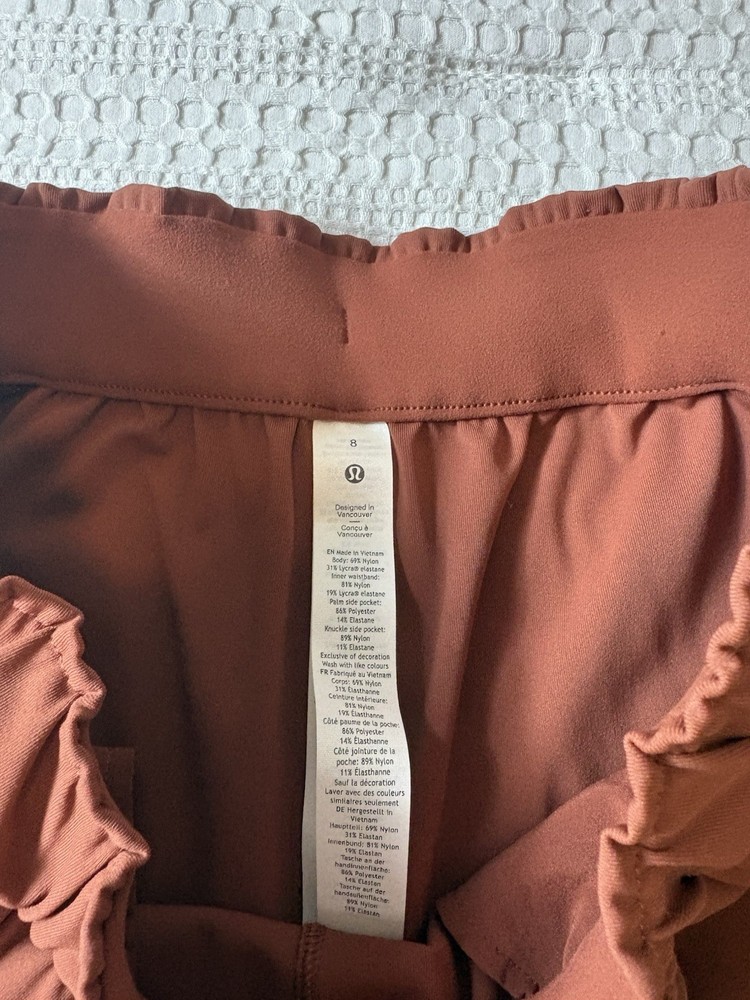 Lululemon Keep Moving Pants Savannah Size 8 Rust/Orange- Missing Drawstring