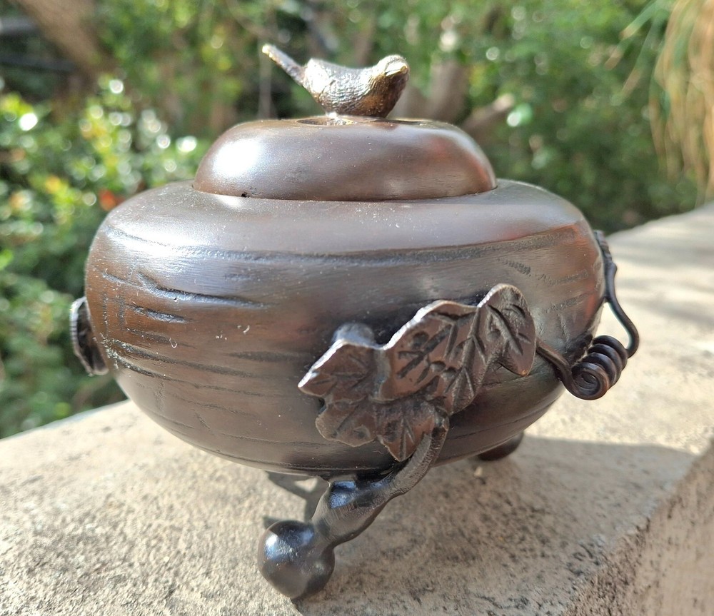 ANTIQUE CHINESE BRONZE INCENSE BURNER