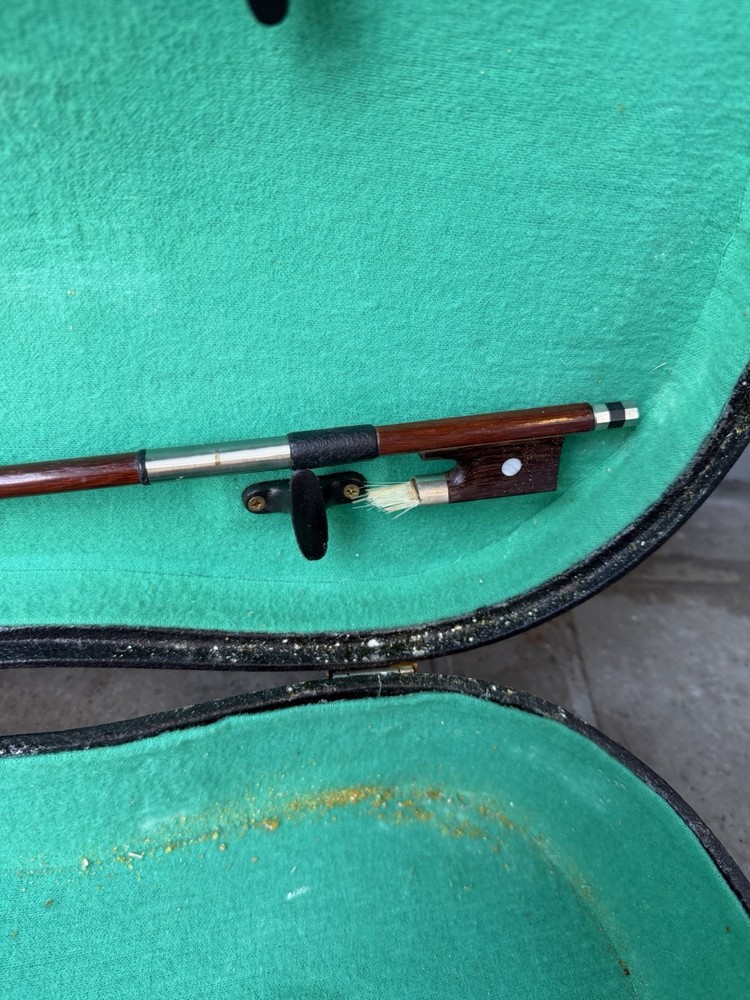 Stradella AXL-10 Size 4/4 Violin with Case & Bow