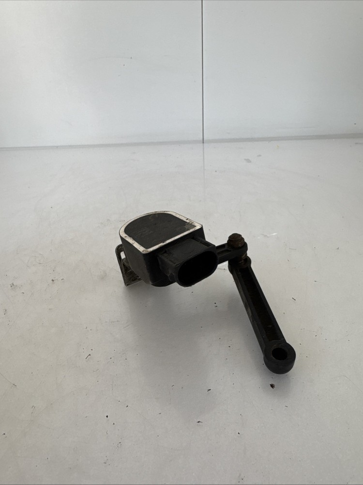 BMW 7 F01, F02 2012 Front Left Height Level Sensor 6784072