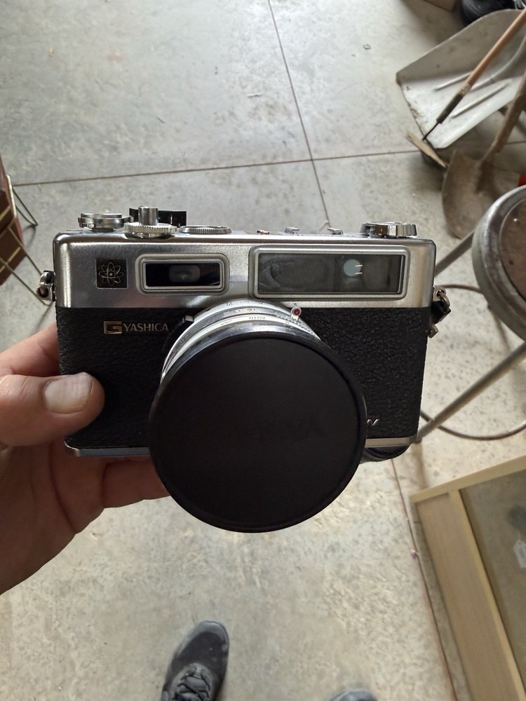 Yashica Electro 35 Rangefinder Camera Black Silver with Case
