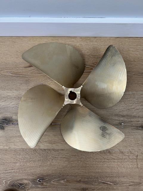 Acme Propeller 13.25 X 16 (CMR)