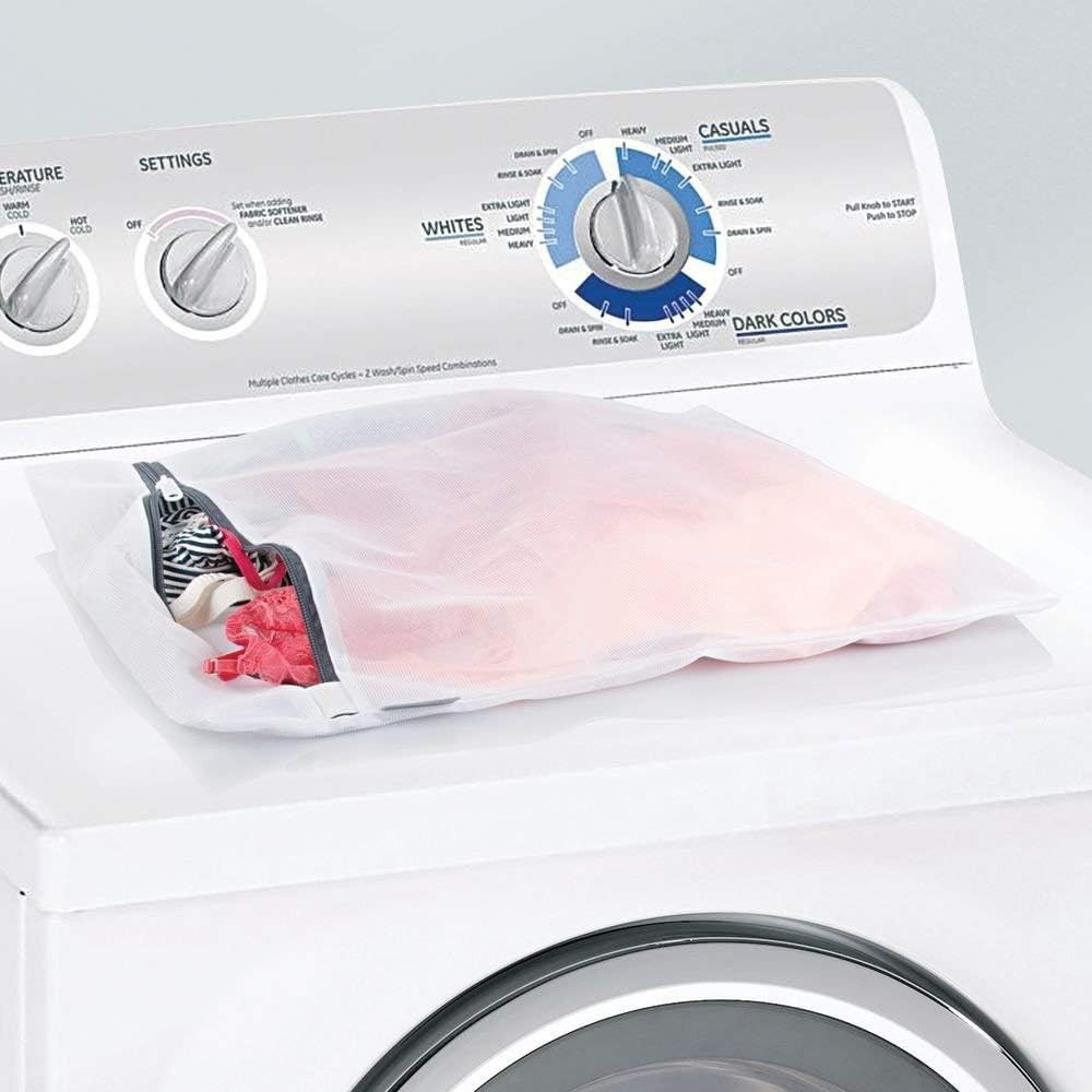 Compact Medium Mesh Laundry Bag for Delicates - Durable & Reusable Design