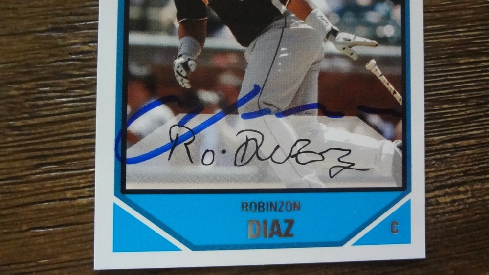 2007 BOWMAN ROBINZON DIAZ AUTOGRAPHED BASEBALL CARD
