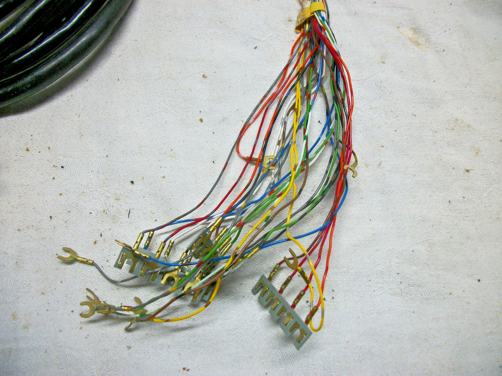 30 wire cord with amphenol plug-- 14 ft