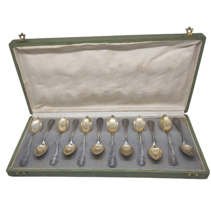 Antique 12 Silver Teaspoons Sealed 800 Germany in Case