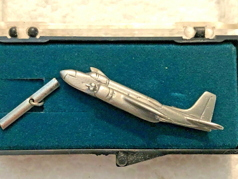 PLANE TIE TACK PIN IN CASE