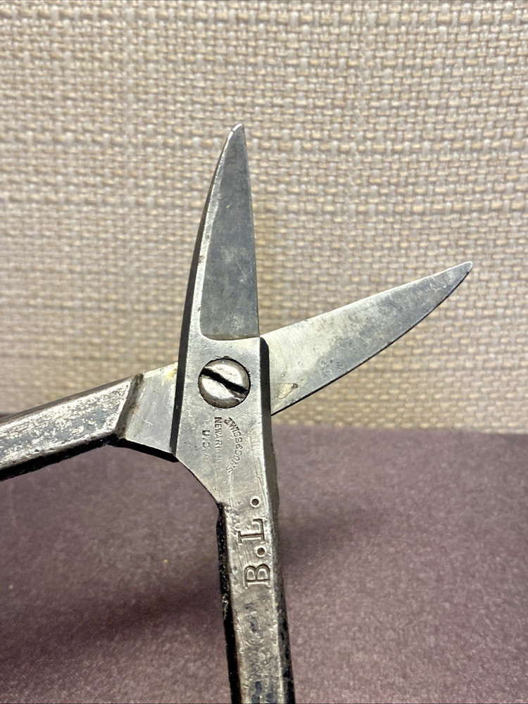 VINTAGE J WISS & SONS J - 7 SCISSORS