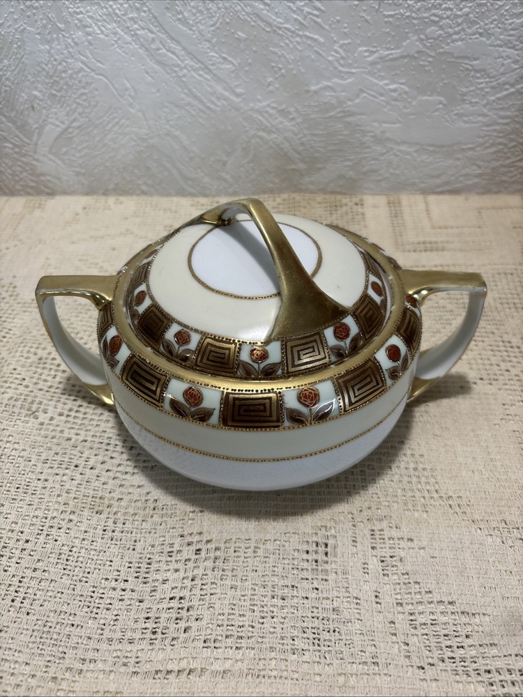 handpainted nippon covered sugar bowl