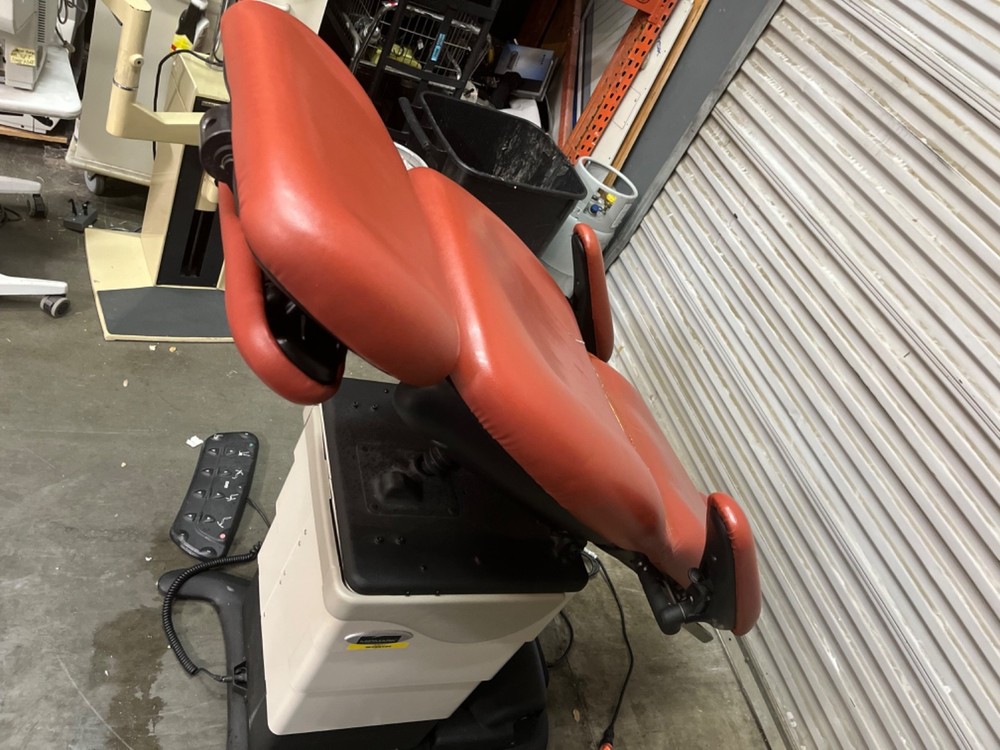 Midmark 641-003 Programmable Exam Chair-Good Condition!