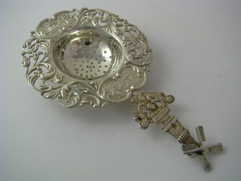 DUTCH SILVER TEA STRAINER SERVING SPOON WINDMILL Holland Netherlands c1928 Excel