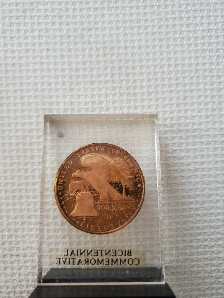 US Bicentennial Commemorative Coin