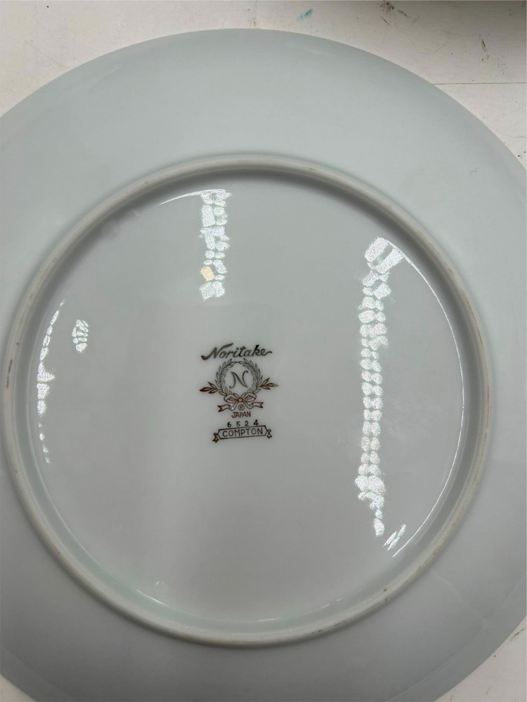 7 PCS--NORITAKE---COMPTON---3) DINNER AND 4) SALAD PLATES