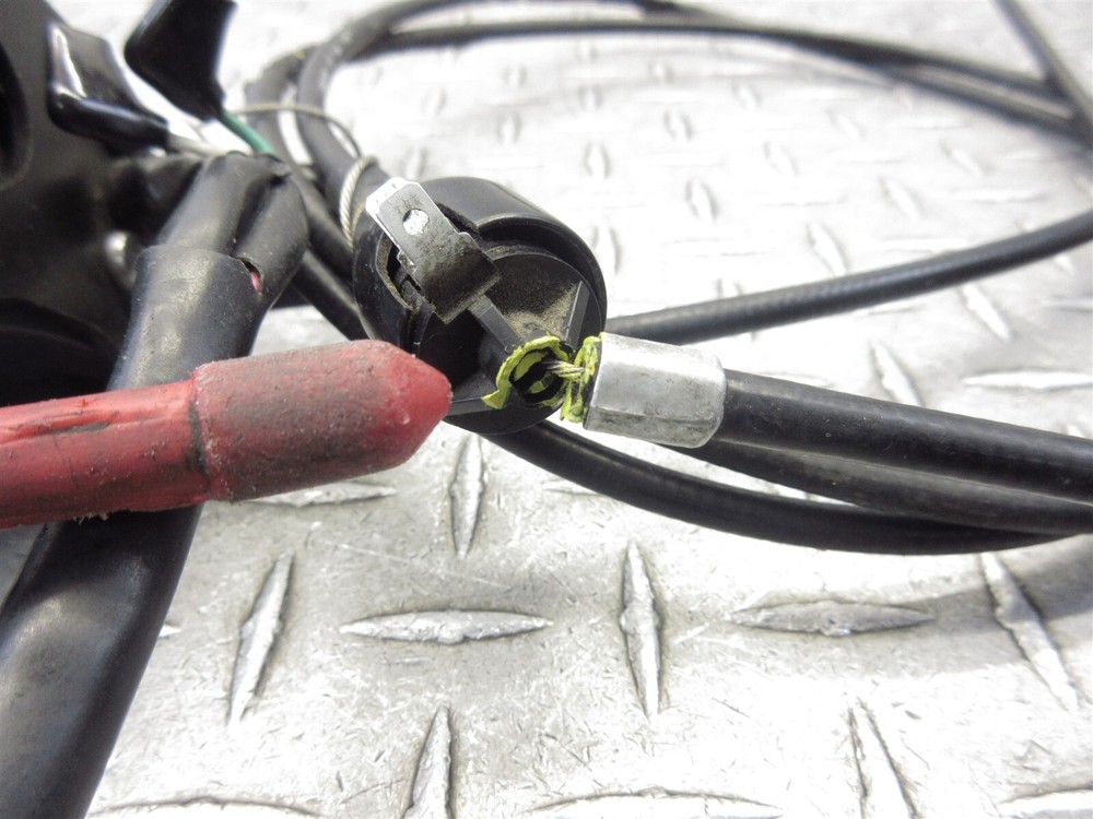 2012 12-16 Victory Vision Tour Right Handlebar Switch Throttle Control Cable