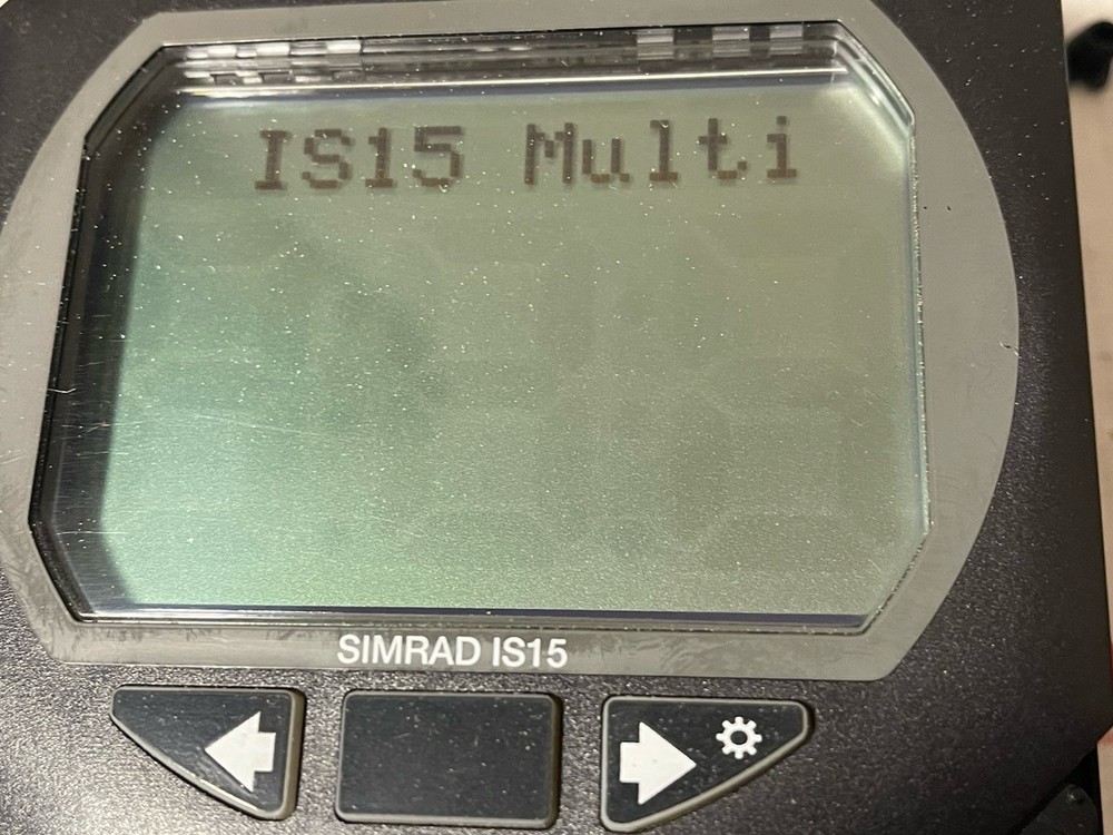 Simrad IS15 Multi Display Instrument