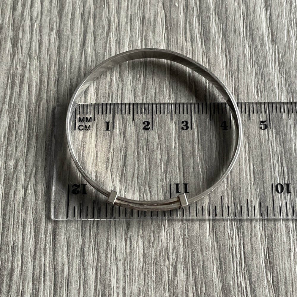 925 Silver Expanding Childs/Babies Bangle 5cm maximum