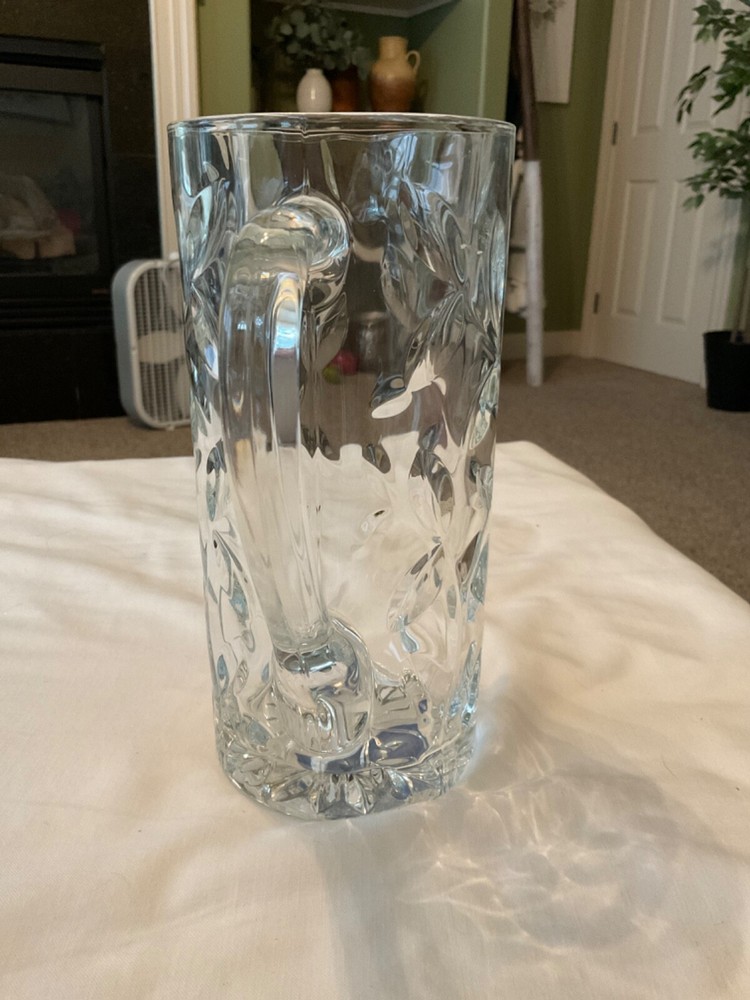 Royal Crystal Rock Laurus Brocca Pitcher Leaf Pattern. MINT
