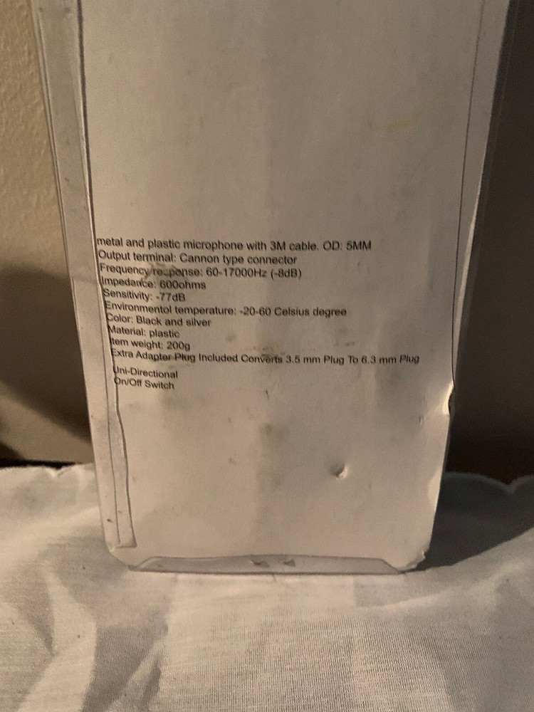 Amerimax / Dynamic Microphone with 3M Cable / Karaoke - PA System