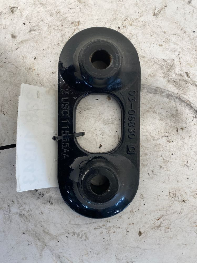 2018 Paccar DX40 Torque Rod Bracket 0306830 (338-10343)