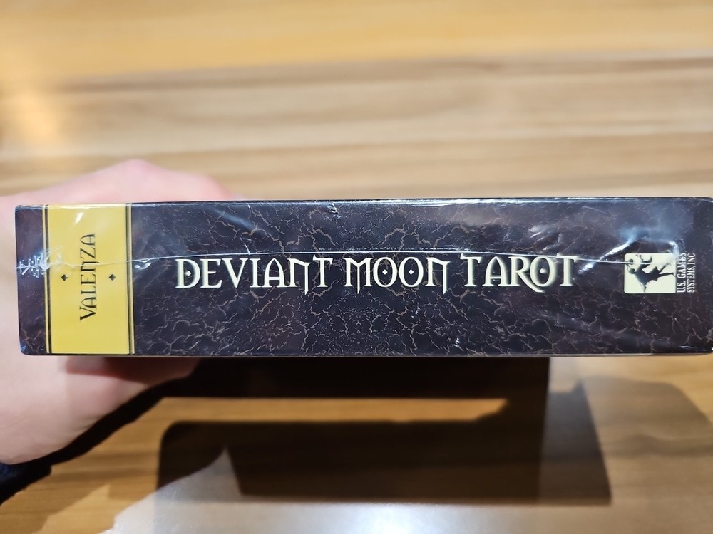 DEVIANT MOON TAROT CARD DECK PATRICK VALENZA U.S. GAMES SYSTEMS COMPLETE SET NEW
