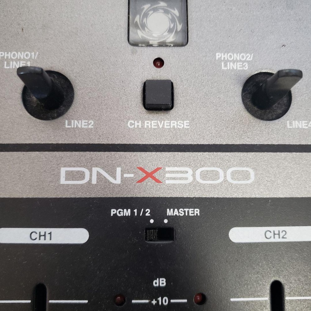 DENON DN-X300 DJ Mixer