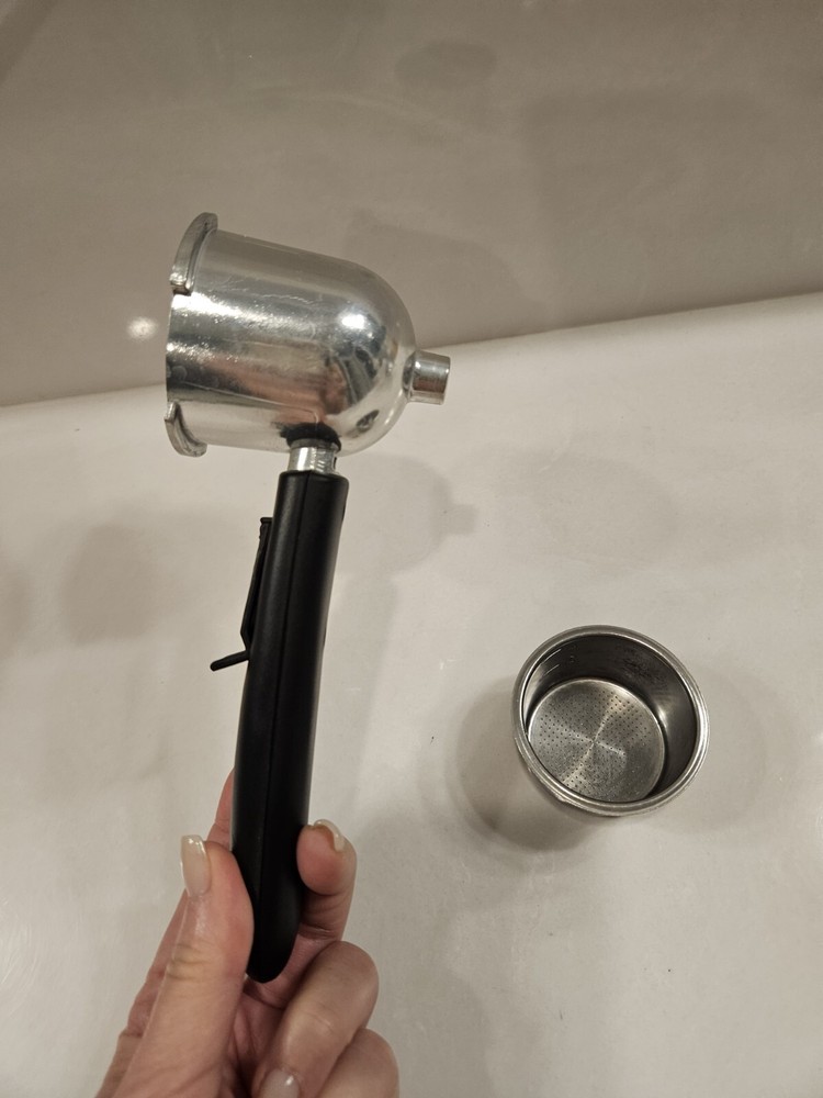 Portafilter Basket Holder w/ Filter