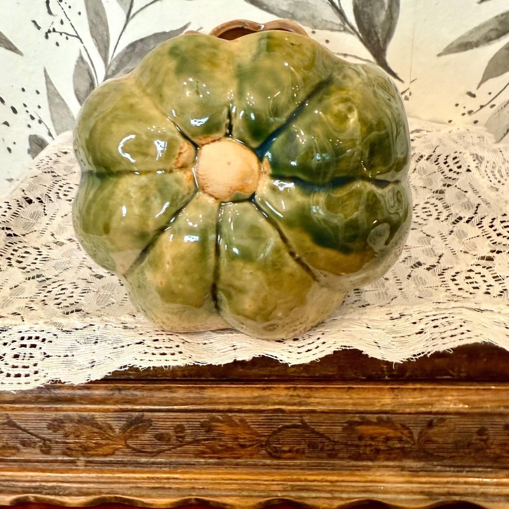 Vintage squash pottery holder table or shelf display