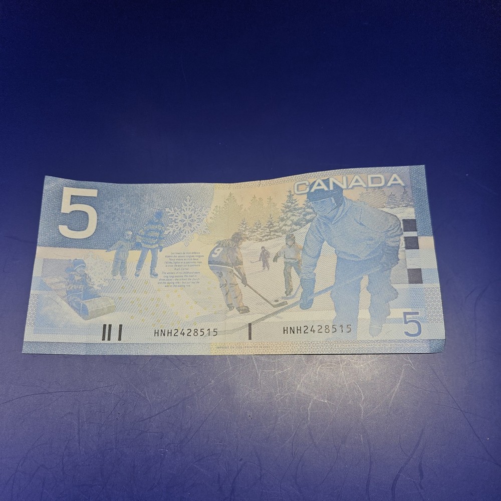 2001 Canada $5 Dollar Banknote