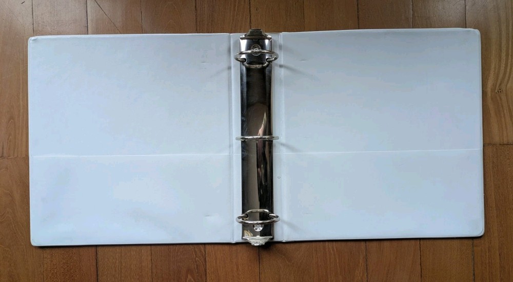 Vintage 1980's Apple Computer Rainbow Logo Software Bank 3-Ring Binder Folder