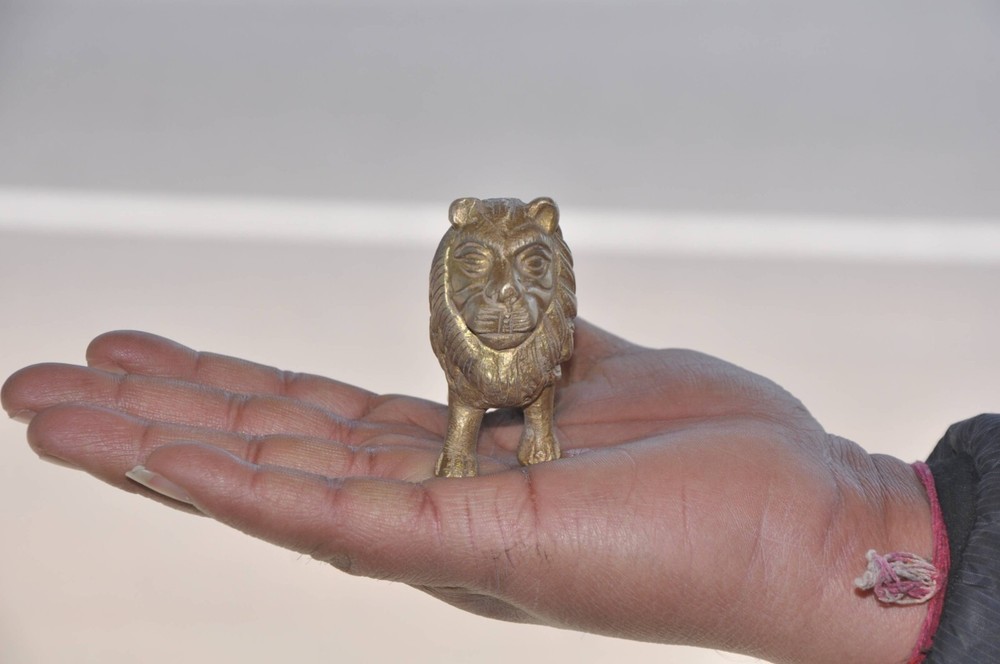 Vintage Brass Handcrafted Engraved Solid Lion Figurine