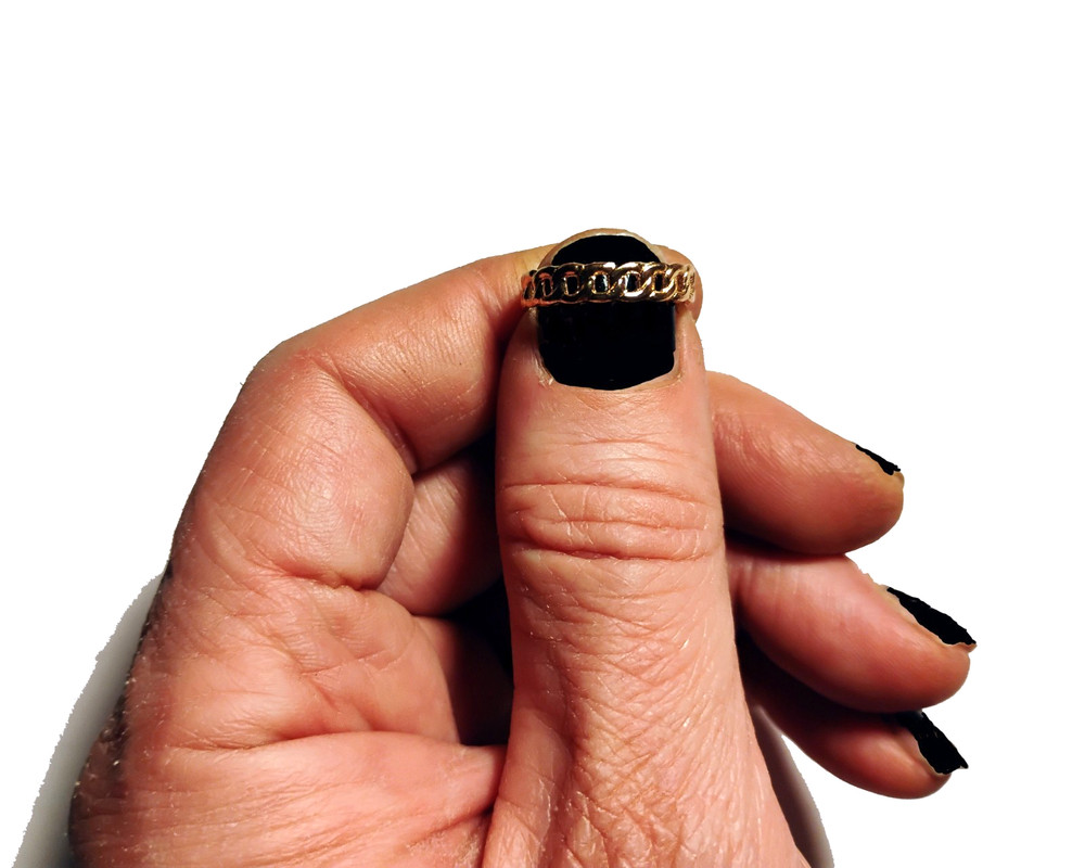 Haunted Ghost Ring, The Apple Orchard Ghost!