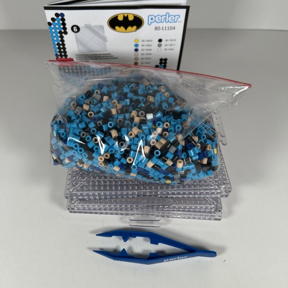 Perler DC BATMAN Beads & Pattern Kit  #80-11104