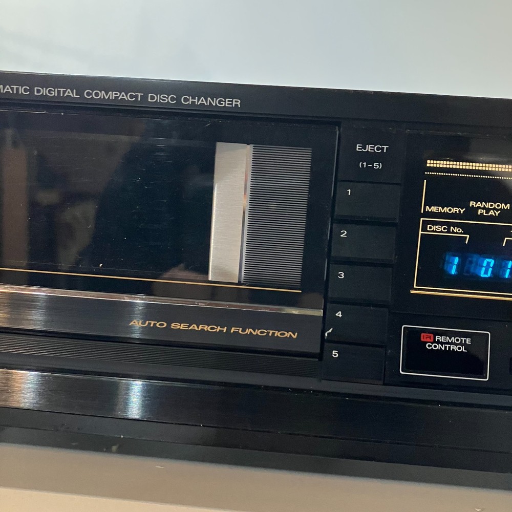 Fisher DAC-197 5 Disc CD Changer Tested Working Studio Standard READ AS-IS