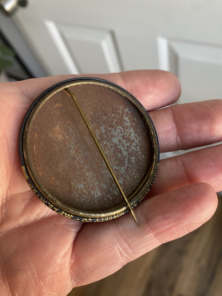 1940 Carleton College Winter Carnival Pinback Button