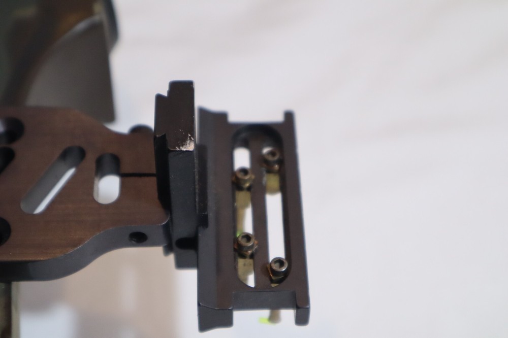 ROBIN HOOD PHOENIX COMPOUND BOW (CAMOFLAGE) ***