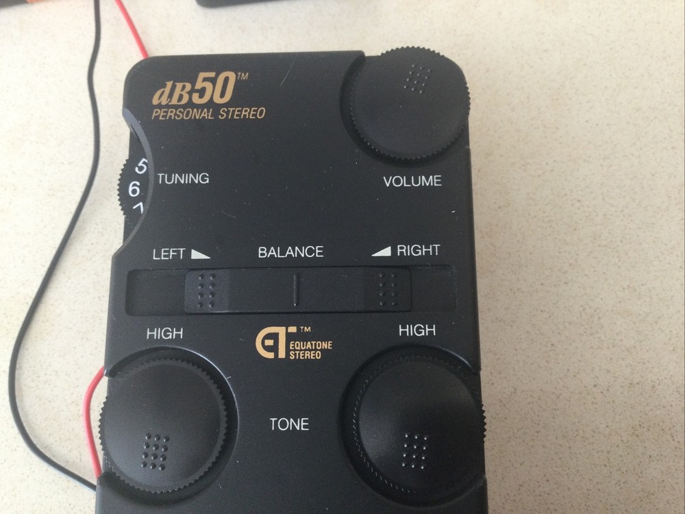 db50 Personal Stereo. Chaparral. Communications