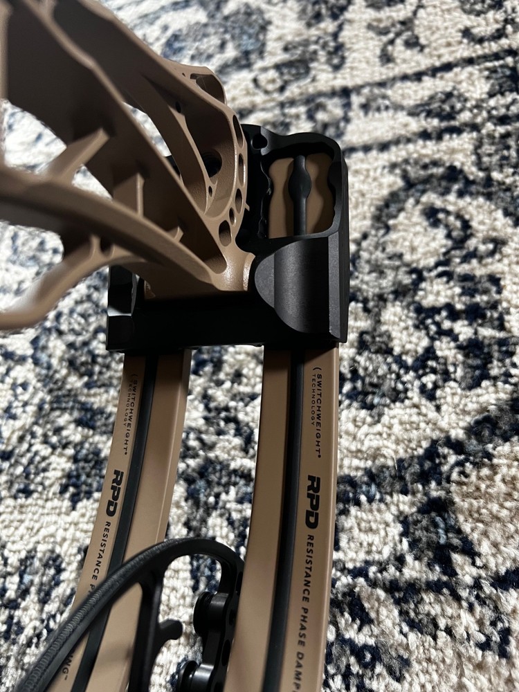 Mathews Lift 29.5 RH With Extras