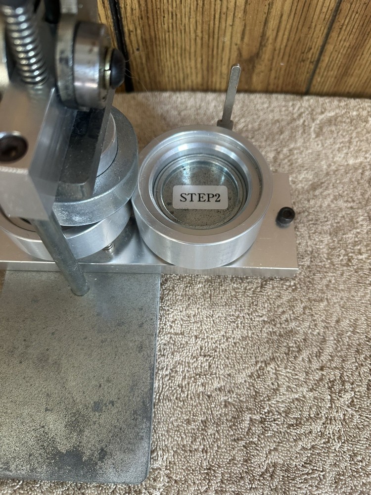 Heavy Duty Button Maker Button Stamp/Press Unbranded Works Great!
