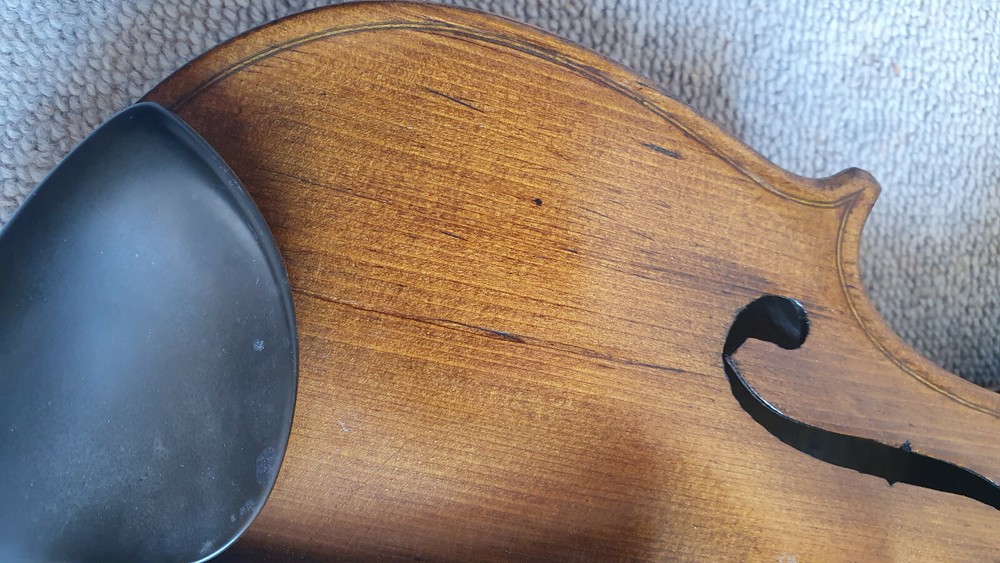 Beautiful old Viola, beautiful flamed