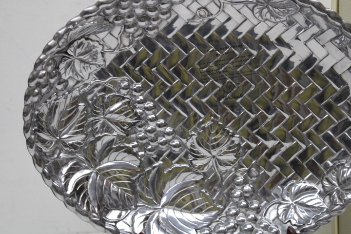 Lenox Grape Weave 2-Pc Chip & Dip Metal Serveware Original Box