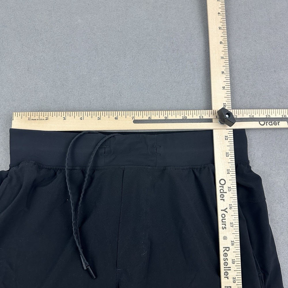 Lululemon Shorts Men Small Black Solid T.H.E Drawstring Pockets Linerless S