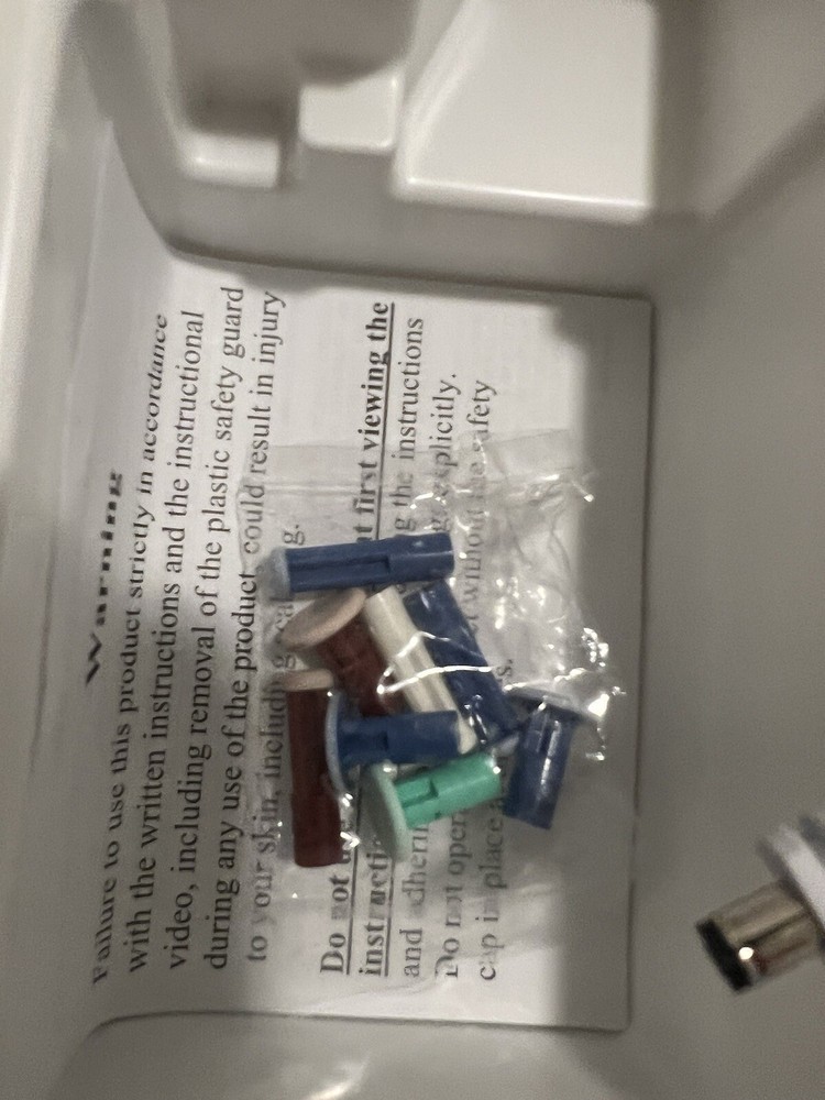PMD Personal Microderm Man - Used 1 X - Everything Included Except One Green Tip
