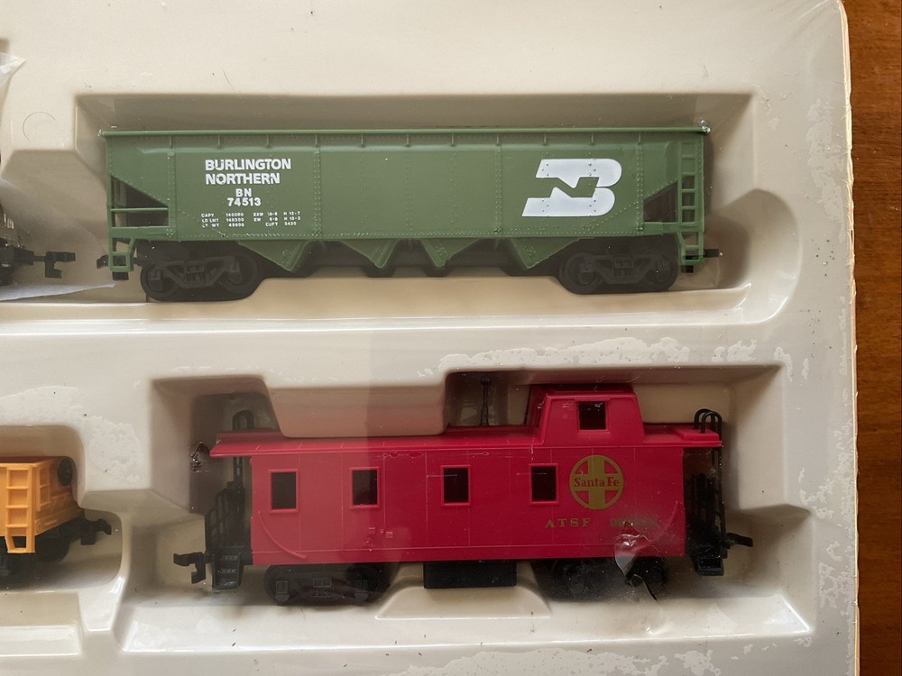 Bachmann Cannonball Express HO Scale Train Set 1995 Lightly Used