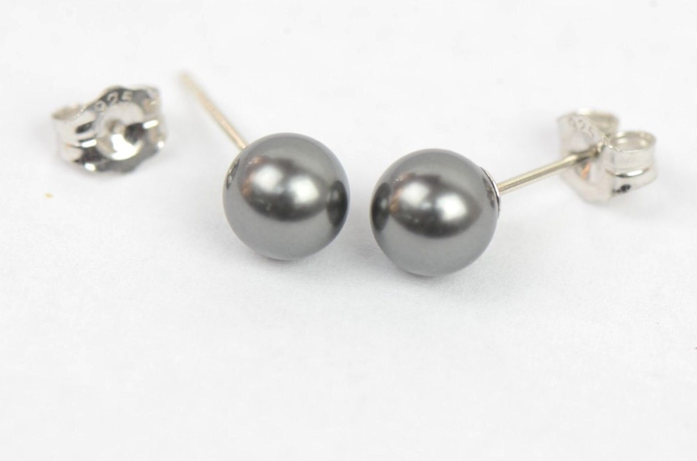925 Solid Sterling Silver Beautiful Classic Pearls Stud Earrings