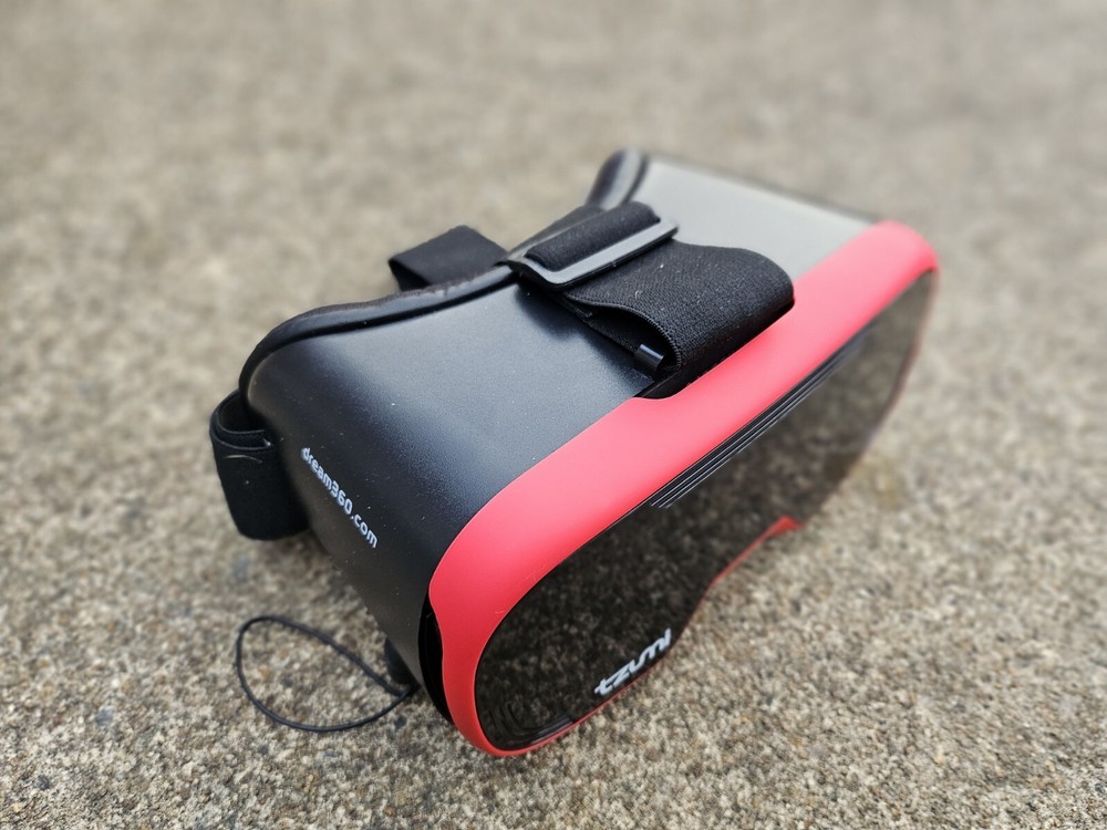 Dream Vision Tzumi Virtual Reality (VR) Headset for Smartphone iOS Android