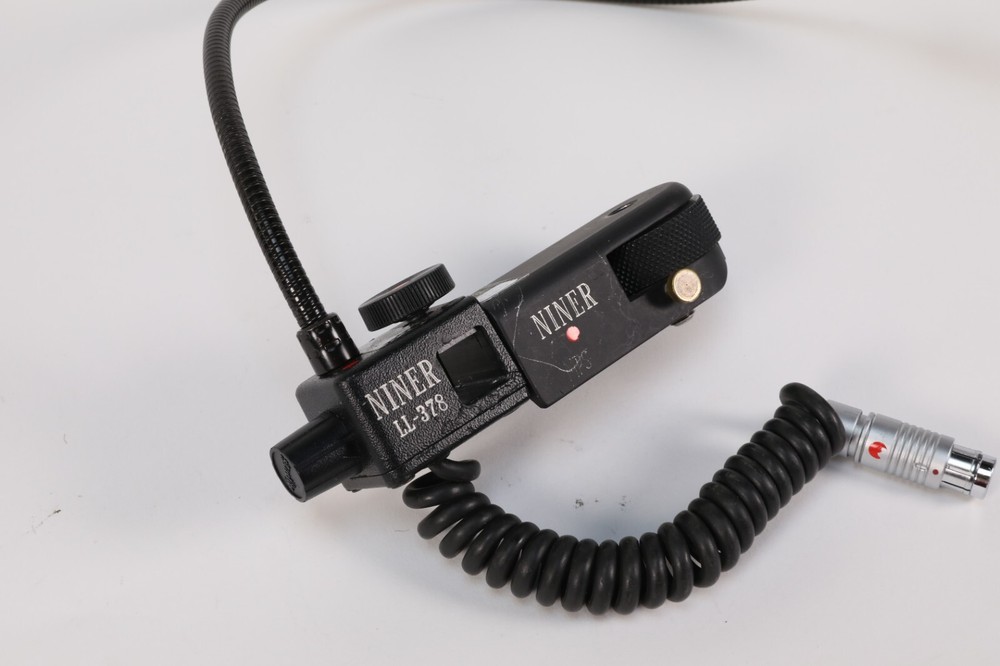 Niner LL-378 24v lens light. Professional Camera Accessory / AKS.