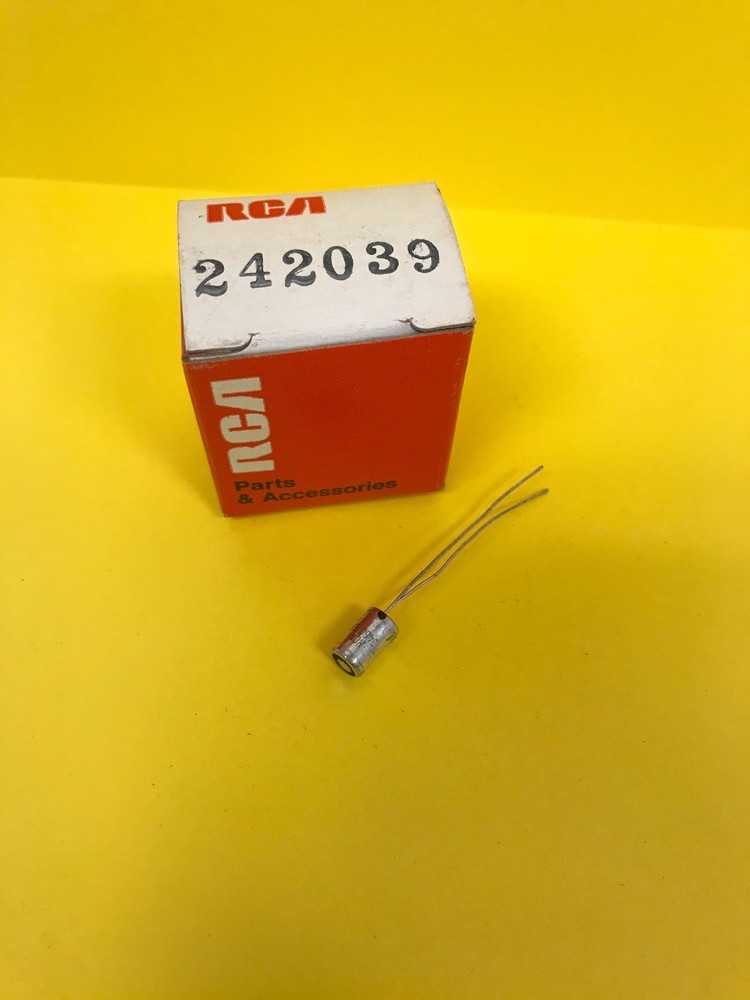 VINTAGE RCA REPLACEMENT PART 242039 TRANSISTOR  *FREE SHIPPING*