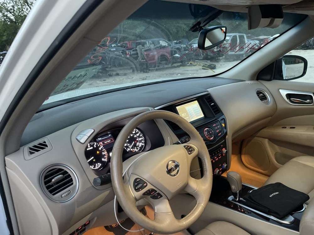 Info-GPS-TV Screen Display Screen Dash Fits 11-17 QUEST 1019782